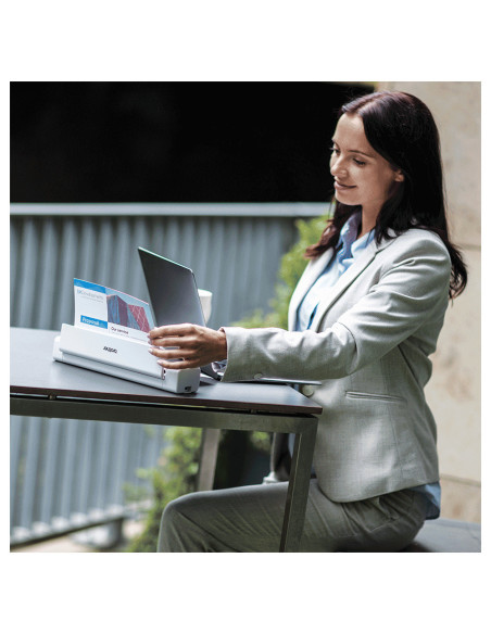 Brother DS-740D escaner Escáner alimentado con hojas 600 x 600 DPI A4 Negro, Blanco