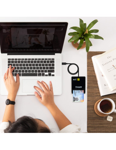 TooQ Lector de Tarjetas Inteligentes DNIe SIM USB-C, Negro