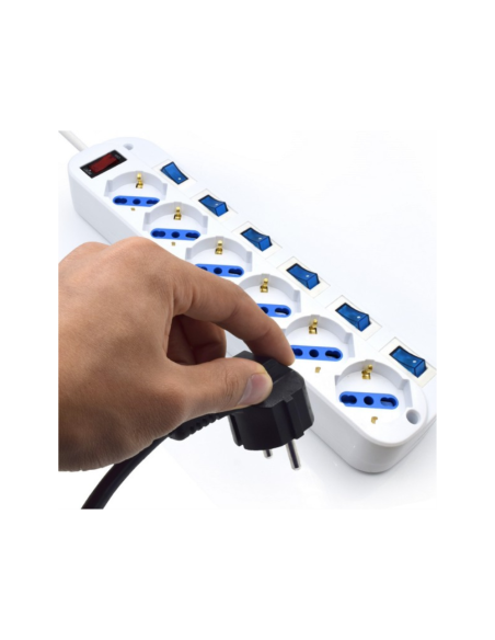 Ewent EW3932-3M limitador de tensión Blanco 6 salidas AC