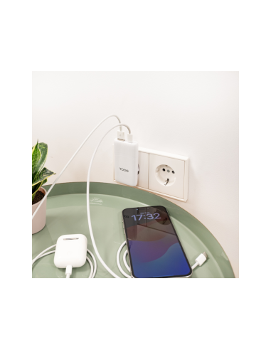 TooQ Cargador de viaje Tipo C y Tipo A, GaN 65W, USB-C/PD + USB-A/QC, Blanco