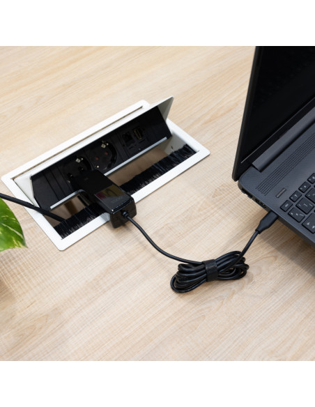 TooQ Cargador de portátil GAN USB-C PD 90W, Negro